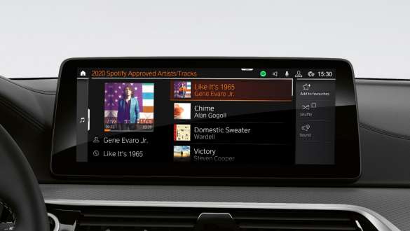 Connected Music w BMW serii 5 Limuzyna G30 Connected Music w BMW serii 5 Limuzyna G30, modernizacja 2020, kokpit
