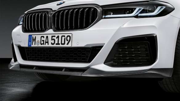 Karbonowy splitter przedni M Performance w BMW serii 5 Limuzyna G30 Karbonowy splitter przedni M Performance w BMW serii 5 Limuzyna G30