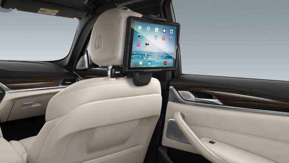 Uchwyt uniwersalny BMW w BMW serii 5 Limuzyna G30 Uniwersalny uchwyt BMW na Safety Case, Travel & Comfort w BMW serii 5 Limuzyna G30