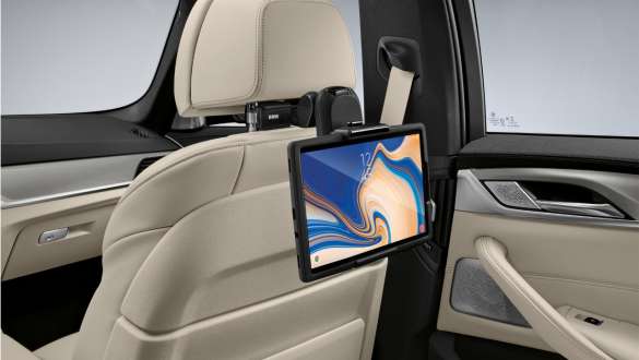 Uchwyt uniwersalny BMW w BMW serii 5 Limuzyna G30 Uniwersalny uchwyt BMW na Safety Case, Travel & Comfort w BMW serii 5 Limuzyna G30