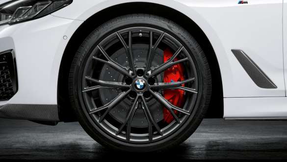 20-calowe kute obręcze kół M Performance Double Spoke 669 M Orbit Grey w BMW serii 5 Limuzyna G30 20-calowe kute obręcze kół M Performance Double Spoke 669 M Orbit Grey w BMW serii 5 Limuzyna G30