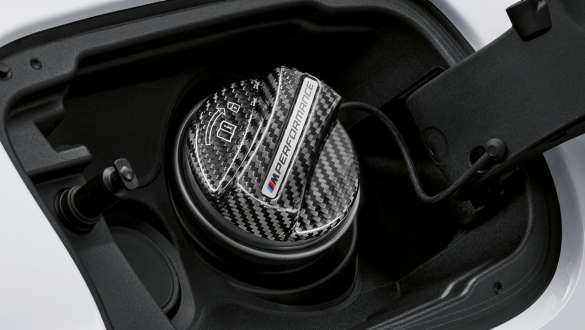 Karbonowa klapka wlewu paliwa M Performance w BMW serii 5 Touring G31 Karbonowa klapka wlewu paliwa M Performance w BMW serii 5 Touring G31, modernizacja 2020