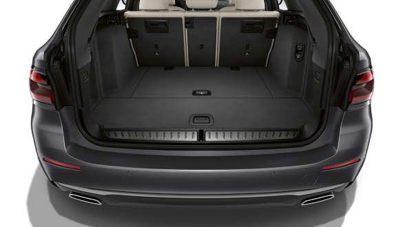 Bagażnik w BMW serii 5 Touring G31 Pakiet akcesoriów do bagażnika w BMW serii 5 Touring G31, modernizacja 2020