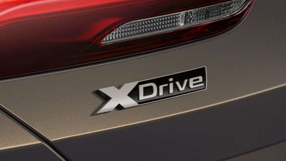 BMW M850i xDrive, szary drawit metalizowany, znaczek xDrive. BMW M850i xDrive, szary drawit metalizowany, znaczek xDrive.