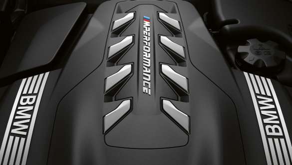 BMW M850i xDrive, szary drawit metalizowany, 8-cylindrowy silnik benzynowy BMW TwinPower Turbo. BMW M850i xDrive, szary drawit metalizowany, 8-cylindrowy silnik benzynowy BMW TwinPower Turbo.