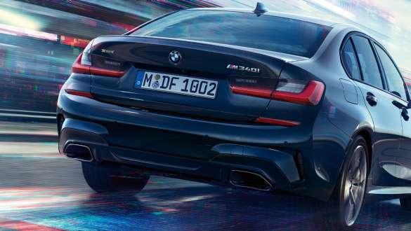 Sportowy mechanizm różnicowy M, BMW M340i xDrive Limuzyna G20 2020 BMW M340i xDrive Limuzyna G20 2020 szafirowoczarny metalizowany, sportowy mechanizm różnicowy M, widok z tyłu