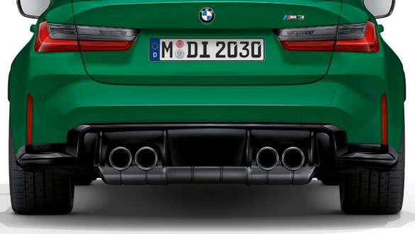 Chromowane końcówki rur wydechowych, BMW M3 Limuzyna G80 2020 BMW M3 Limuzyna G80 2020, zielony Isle of Man, chromowane końcówki rur wydechowych, widok z tyłu