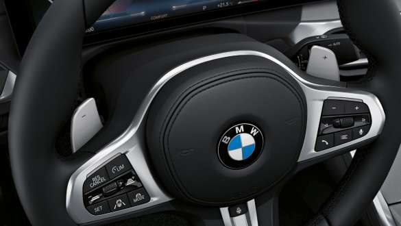 Adaptacyjny sportowy układ kierowniczy, BMW M440i xDrive Coupé G22 2020 BMW M440i xDrive Coupé G22 2020, adaptacyjny sportowy układ kierowniczy, wnętrze, zbliżenie