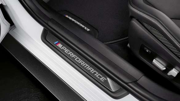Karbonowe listwy progowe M Performance, BMW M4 Coupé G82 2020 BMW M4 Coupé G82 2020, karbonowe listwy progowe M Performance, zbliżenie