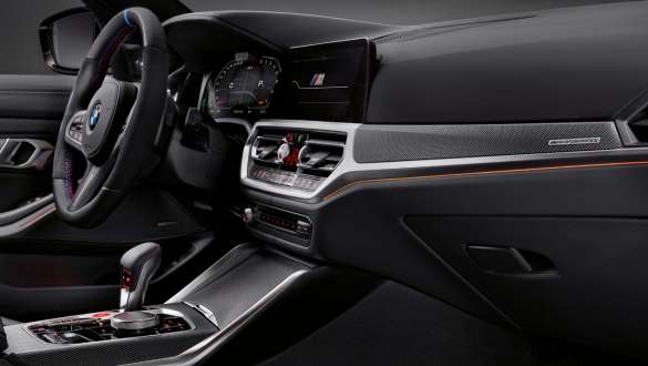 Karbonowe listwy wewnętrzne M Performance, BMW M4 Coupé G82 2020 BMW M4 Coupé G82 2020, karbonowe listwy wewnętrzne M Performance, zbliżenie wnętrza