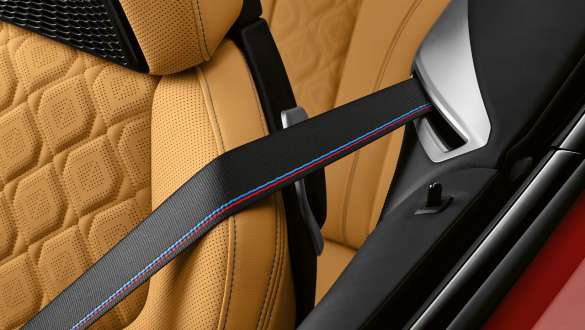 Pasy bezpieczeństwa M. Pasy bezpieczeństwa M w BMW M8 Competition Cabrio.
