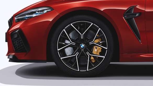 Konfigurowalny hamulec M. BMW M8 Competition Cabrio z konfigurowalnym hamulcem M.
