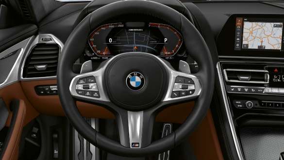 Kierownica skórzana M. Kokpit BMW M850i xDrive Coupé z kierownicą skórzaną M.