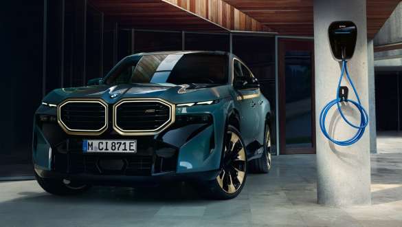 BMW XM G09 zasięg BMW XM G09 hybryda plug-in zasięg