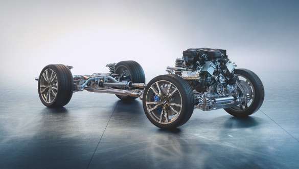 Adaptacyjny układ jezdny M BMW X6 G06 2019 Adaptacyjny układ jezdny M BMW X6 G06 2019