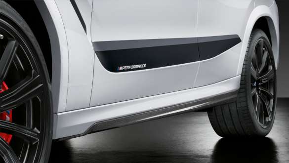 Foliowanie boczne M Performance mroźna czerń BMW X6 G06 2019 Foliowanie boczne M Performance mroźna czerń BMW X6 G06 2019
