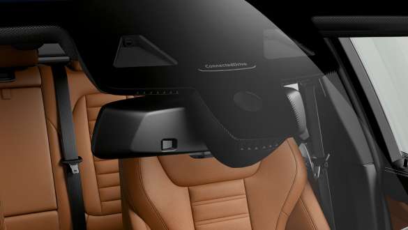 Asystent świateł drogowych BMW iX3 G08 Asystent świateł drogowych BMW iX3 G08 2020, monitor pokładowy, wnętrze