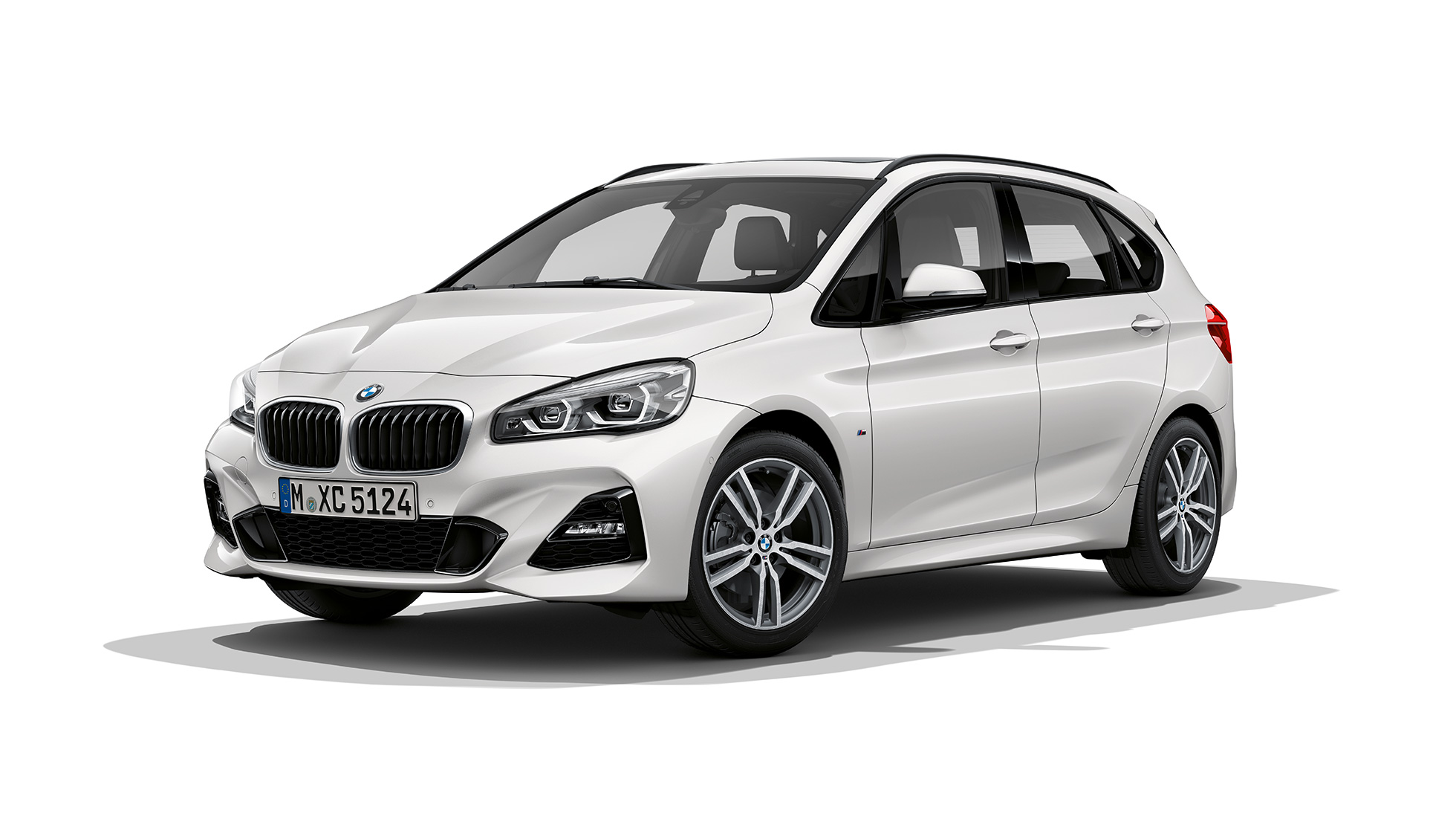 BMW serii 2 Active Tourer, model M Sport BMW serii 2 Active Tourer 220d xDrive model M Sport F45, 2018, biel mineralna, metalizowany, przedni półprofil