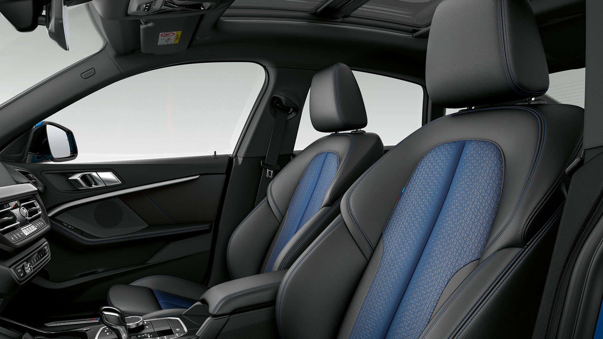 Fotele sportowe w tkaninie Trigon i Sensateku w kolorze czarnym w BMW serii 2 Gran Coupé, model M Sport Fotele sportowe w tkaninie Trigon i Sensateku w kolorze czarnym w BMW serii 2 Gran Coupé, model M Sport, F44 wnętrze