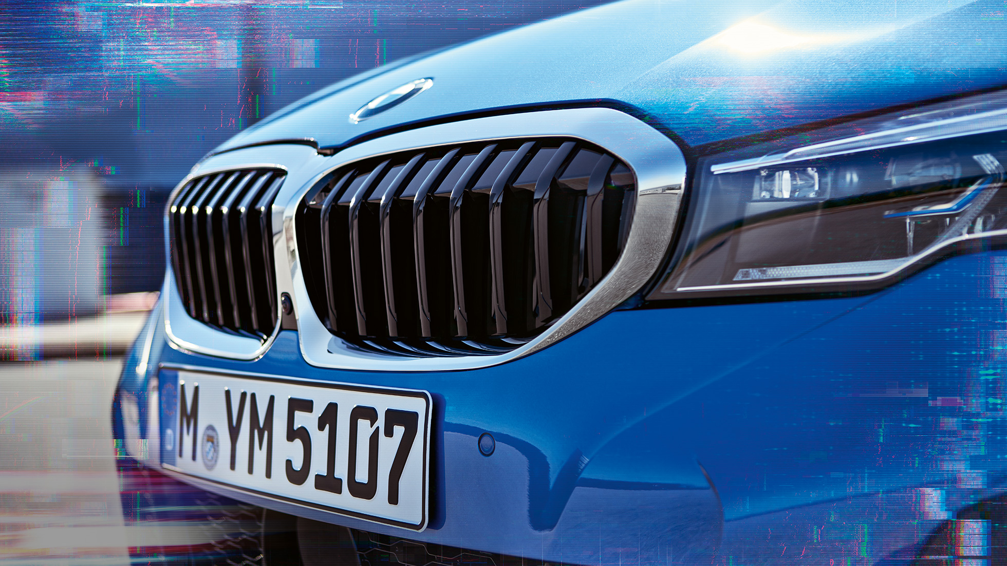 BMW serii 3 Limuzyna, grill nerek. Zbliżenie boczne na listwy nerek BMW serii 3 Limuzyny.
