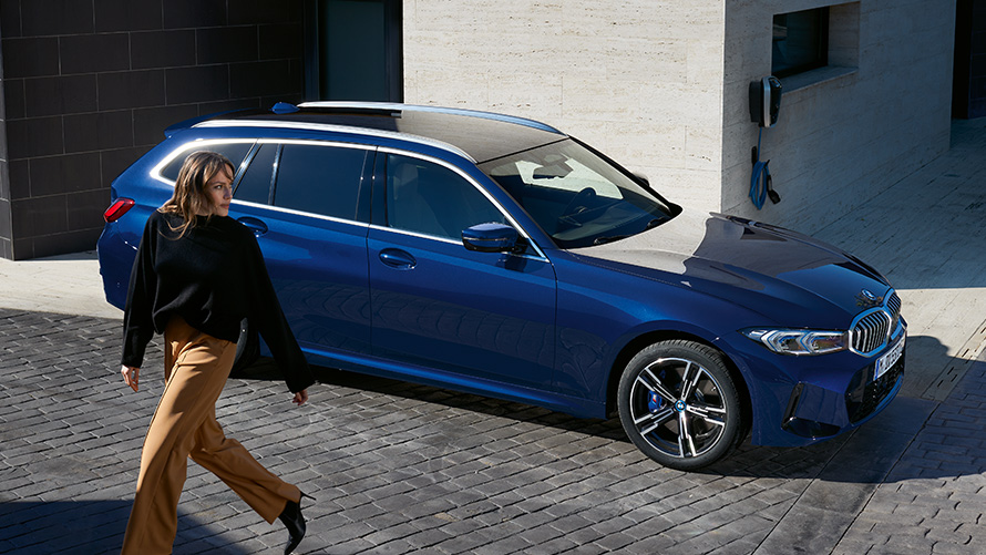 BMW serii 3 Touring usługi finansowe półprofil BMW serii 3 Touring usługi finansowe półprofil z modelem