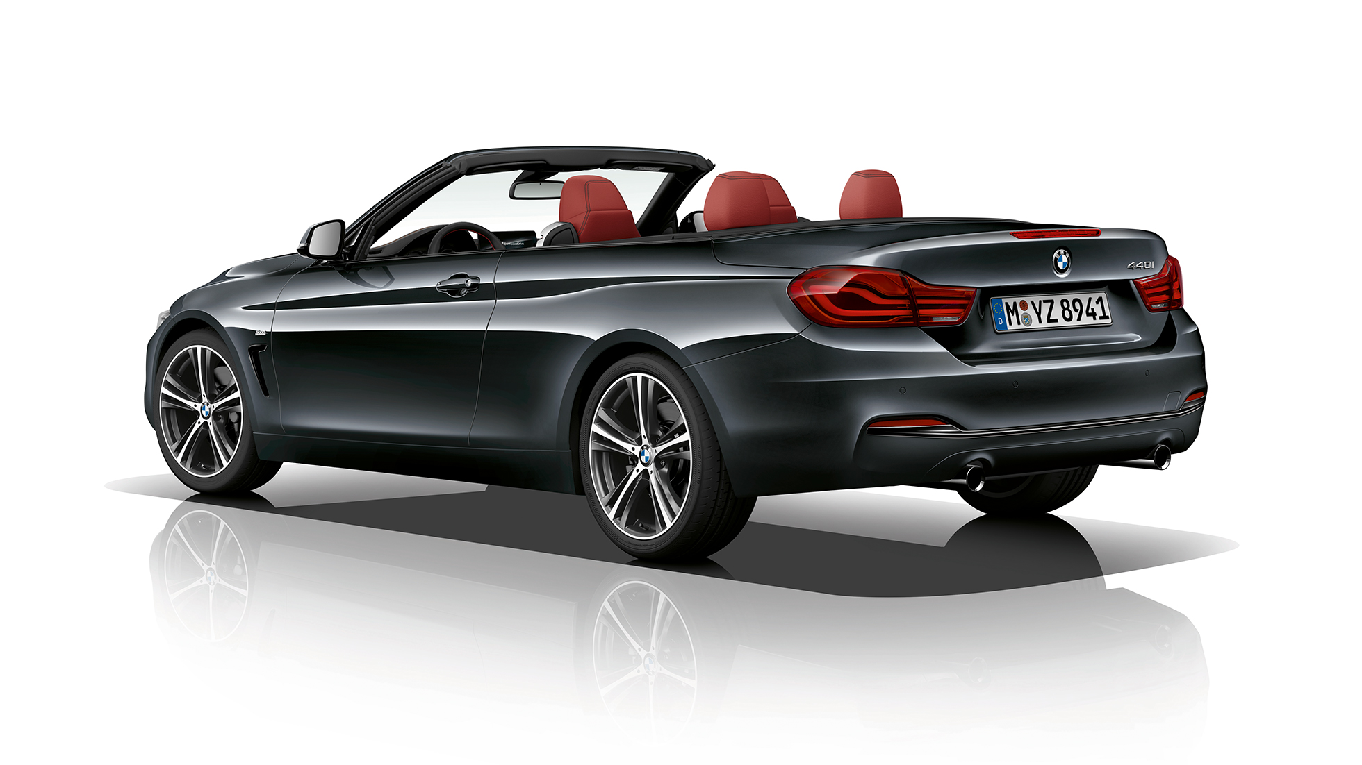 BMW serii 4 Cabrio, model Sport Line, półprofil z tyłu BMW serii 4 Cabrio, model Sport Line, półprofil z tyłu