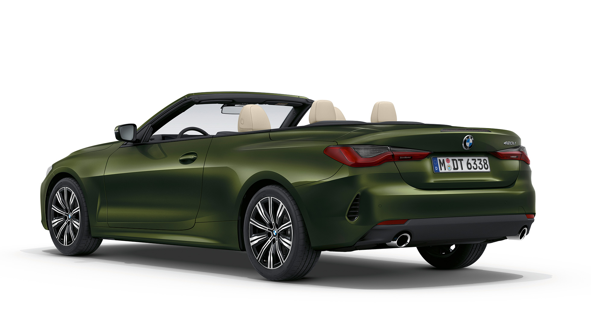 Tył BMW serii 4 Cabrio wyposażenie standardowe G23 2020 BMW serii 4 Cabrio G23 2020 wyposażenie standardowe, bazalt metalizowany, tylny półprofil