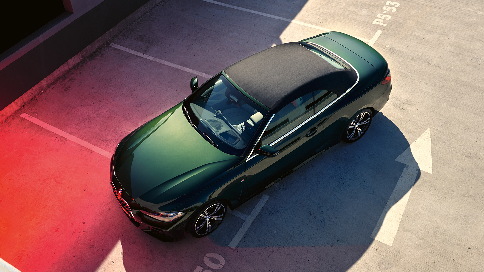 Widok dachu z góry, BMW serii 4 Cabrio G23 2020 BMW serii 4 Cabrio G23 2020 zieleń San Remo metalizowany, widok dachu z góry