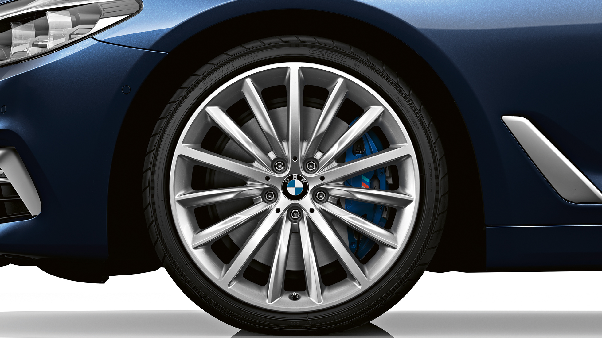 Luxury Line, koła, BMW serii 5 Limuzyna Luxury Line, BMW serii 5 Limuzyna, 540d Limuzyna G30, granat cesarski z brylantowym połyskiem, metalizowany, koła