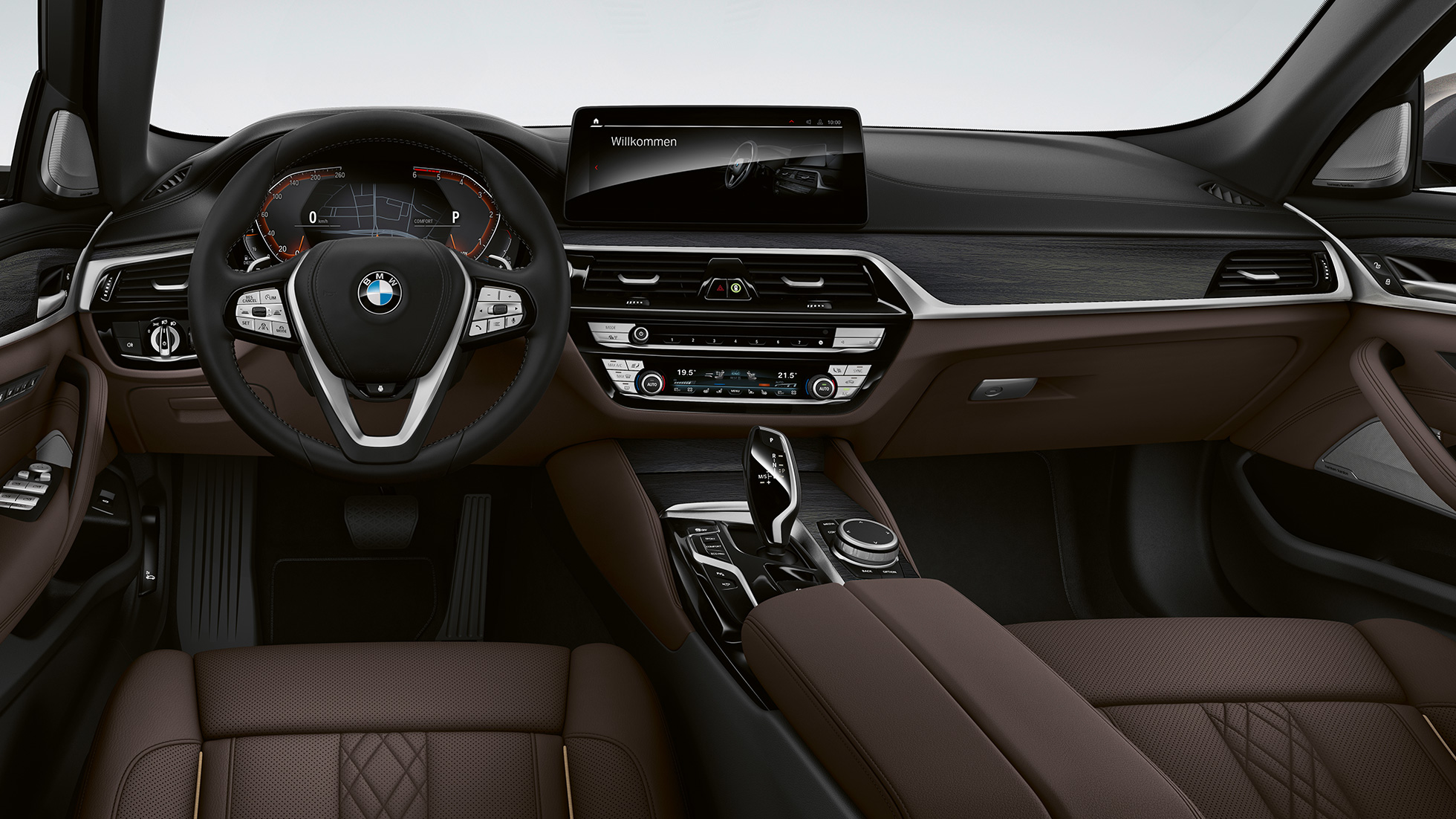 Kokpit BMW serii 5 Limuzyna G30 Luxury Line Kokpit BMW serii 5 Limuzyna 520d xDrive G30 2020 Luxury Line w ekskluzywnej skórze Nappa w kolorze mokki z ekskluzywnym stebnowaniem i kontrastującą lamówką, wnętrze
