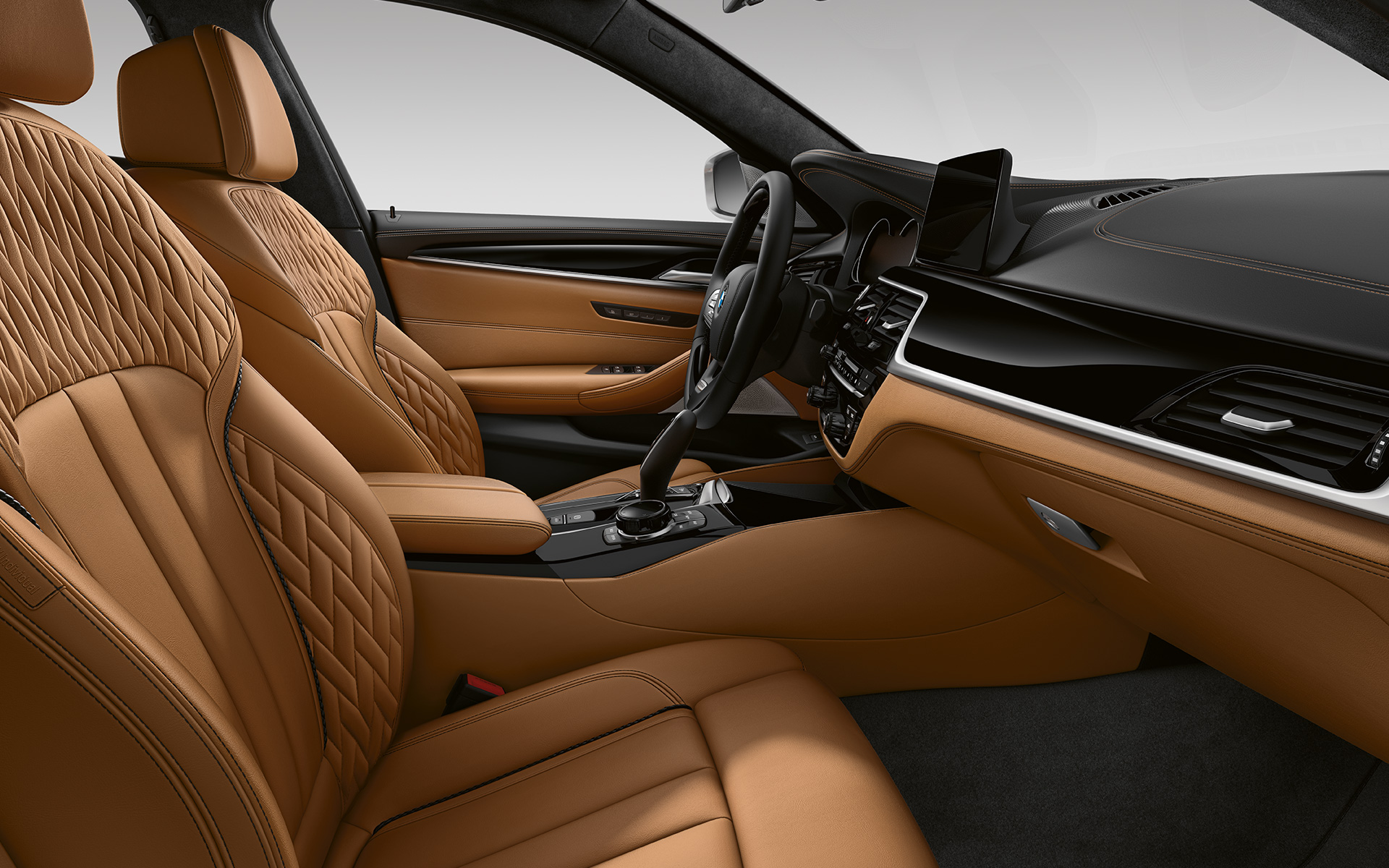 BMW serii 5 Limuzyna G30 modernizacja 2020 wnętrze w pełnej tapicerce BMW Individual ze skóry Merino | karmelowy BMW serii 5 Limuzyna G30 modernizacja 2020 wnętrze w pełnej tapicerce BMW Individual ze skóry Merino | karmelowy