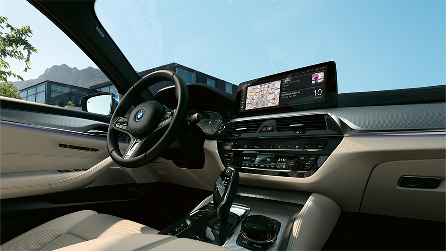 Wnętrze BMW serii 5 Limuzyna G30 BMW serii 5 Limuzyna G30 modernizacja 2020 wnętrze