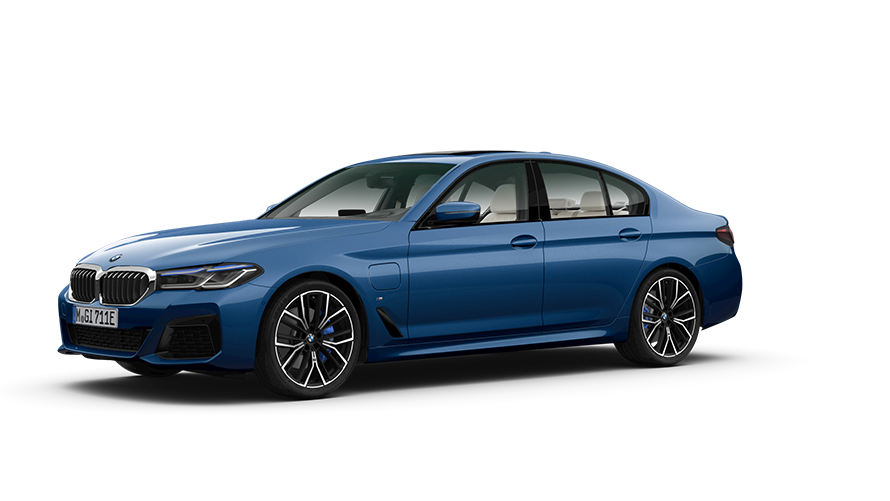 BMW serii 5 Limuzyna (G30) przedni półprofil podczas postoju BMW serii 5 Limuzyna (G30) przedni półprofil podczas postoju
