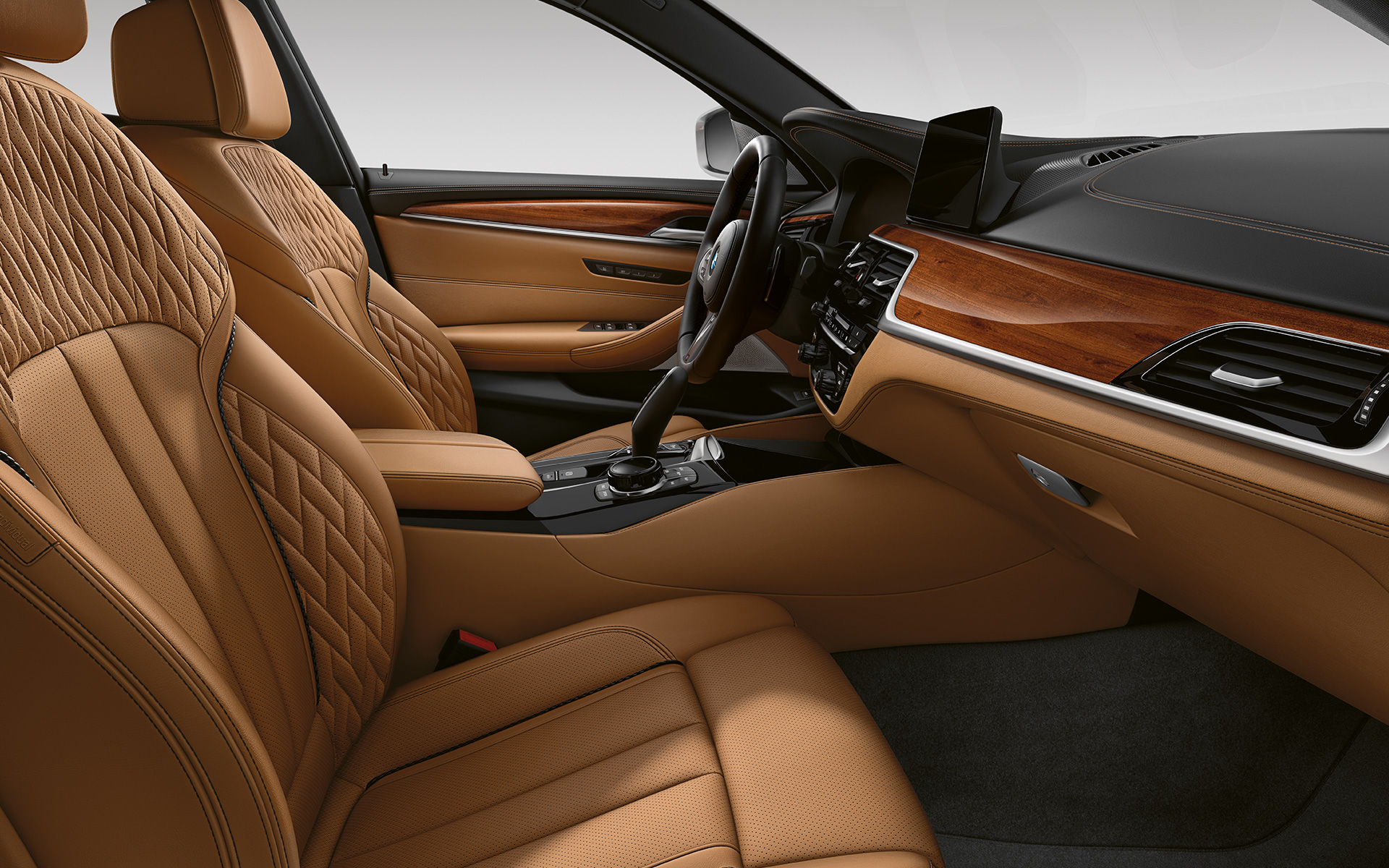 BMW serii 5 Touring G31 LCI wnętrze w pełnej tapicerce BMW Individual ze skóry Merino | biały dym BMW serii 5 Touring G31 modernizacja 2020 wnętrze w pełnej tapicerce BMW Individual ze skóry Merino | biały dym