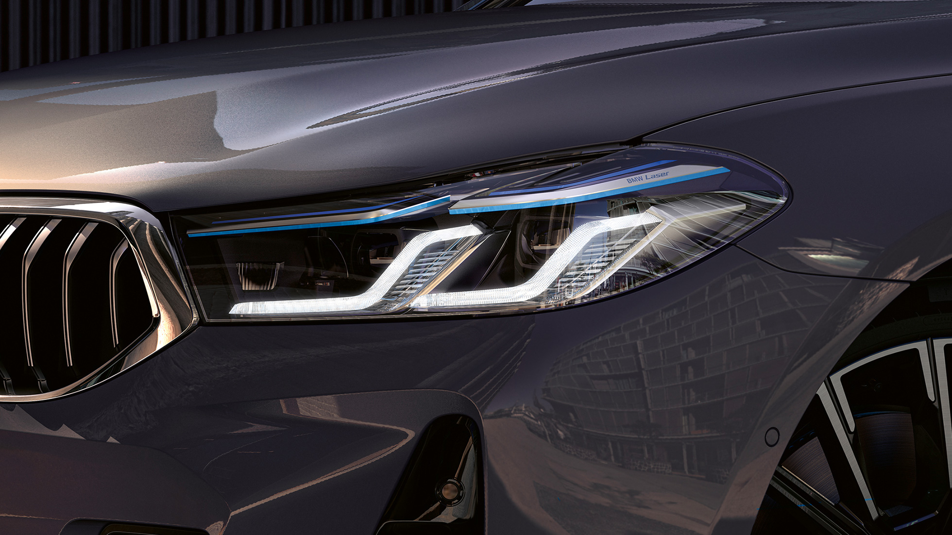 Światła laserowe BMW w BMW serii 6 Gran Turismo G32 2020 Światła laserowe BMW w BMW serii 6 Gran Turismo 640i xDrive G32 2020, szary Bernina, zbliżenie przodu