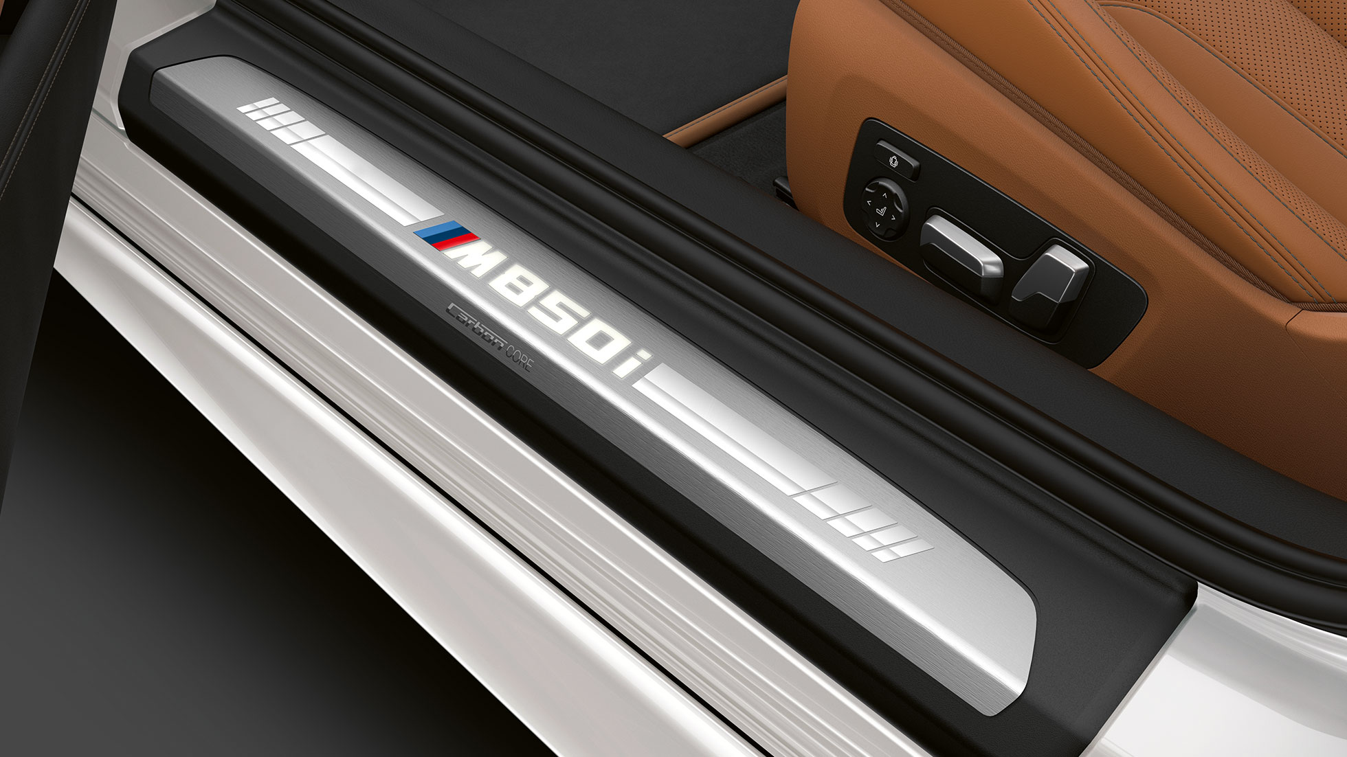 BMW M850i xDrive, biel mineralna metalizowana, rozszerzona tapicerka skórzana BMW Individual Merino w kolorze kości słoniowej. BMW M850i xDrive, biel mineralna metalizowana, rozszerzona tapicerka skórzana BMW Individual Merino w kolorze kości słoniowej.