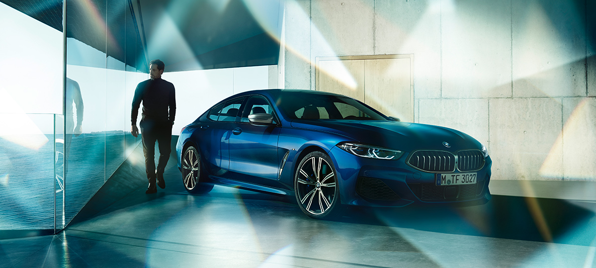 Widok z półprofilu od przodu BMW Individual BMW serii 8 Gran Coupé, widok z półprofilu od przodu BMW Individual