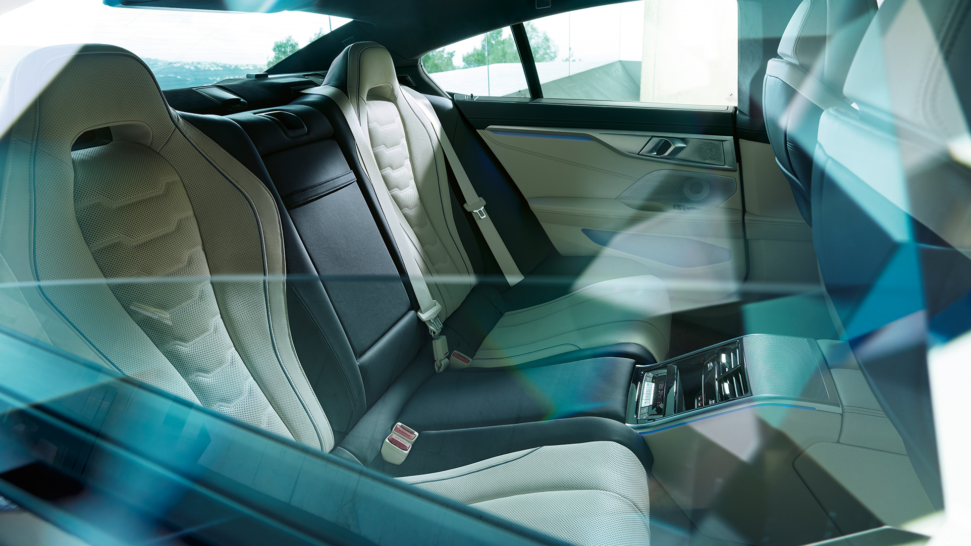 Stylistyka wnętrza - tylne siedzenia BMW serii 8 Gran Coupé, stylistyka wnętrza - tylne siedzenia