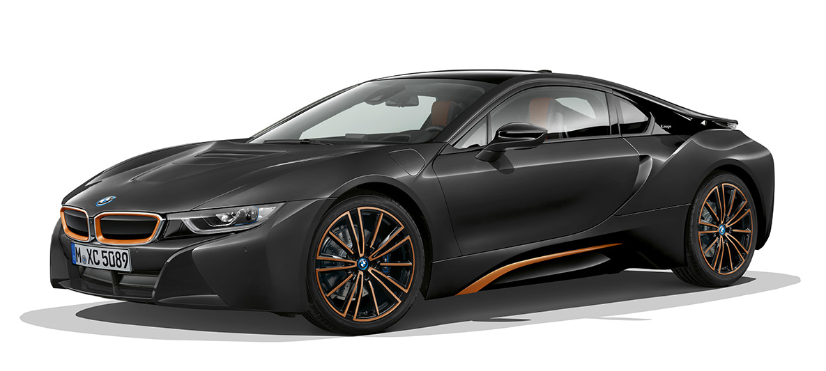 BMW i8 Coupé Ultimate Sophisto Edition, przedni półprofil BMW i8 Coupé Ultimate Sophisto Edition, Sophisto Grey, przedni półprofil