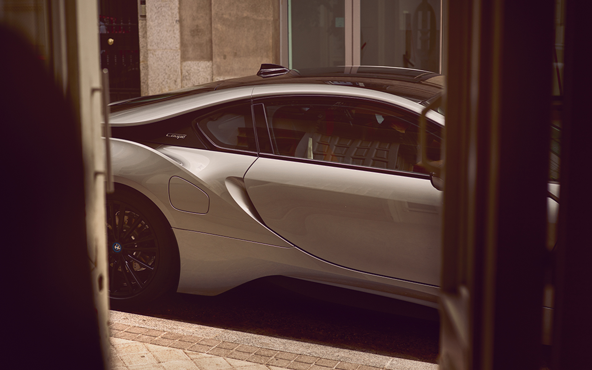 bmw i8 coupe wygodny samochód