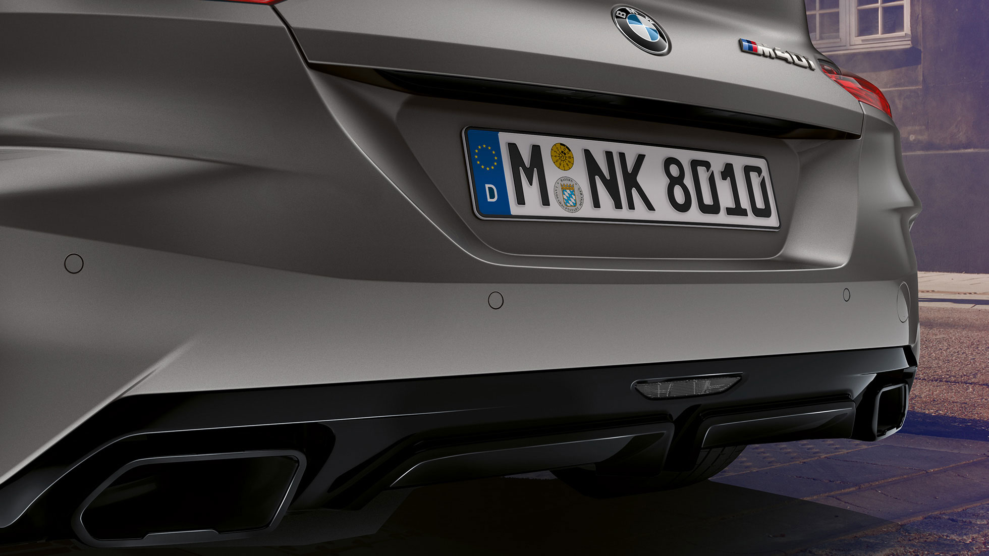 Końcówki rur wydechowych BMW Z4 M40i Końcówki rur wydechowych BMW Z4 Roadster M40i 2019, BMW Individual mroźny szary, metalizowany, zbliżenie