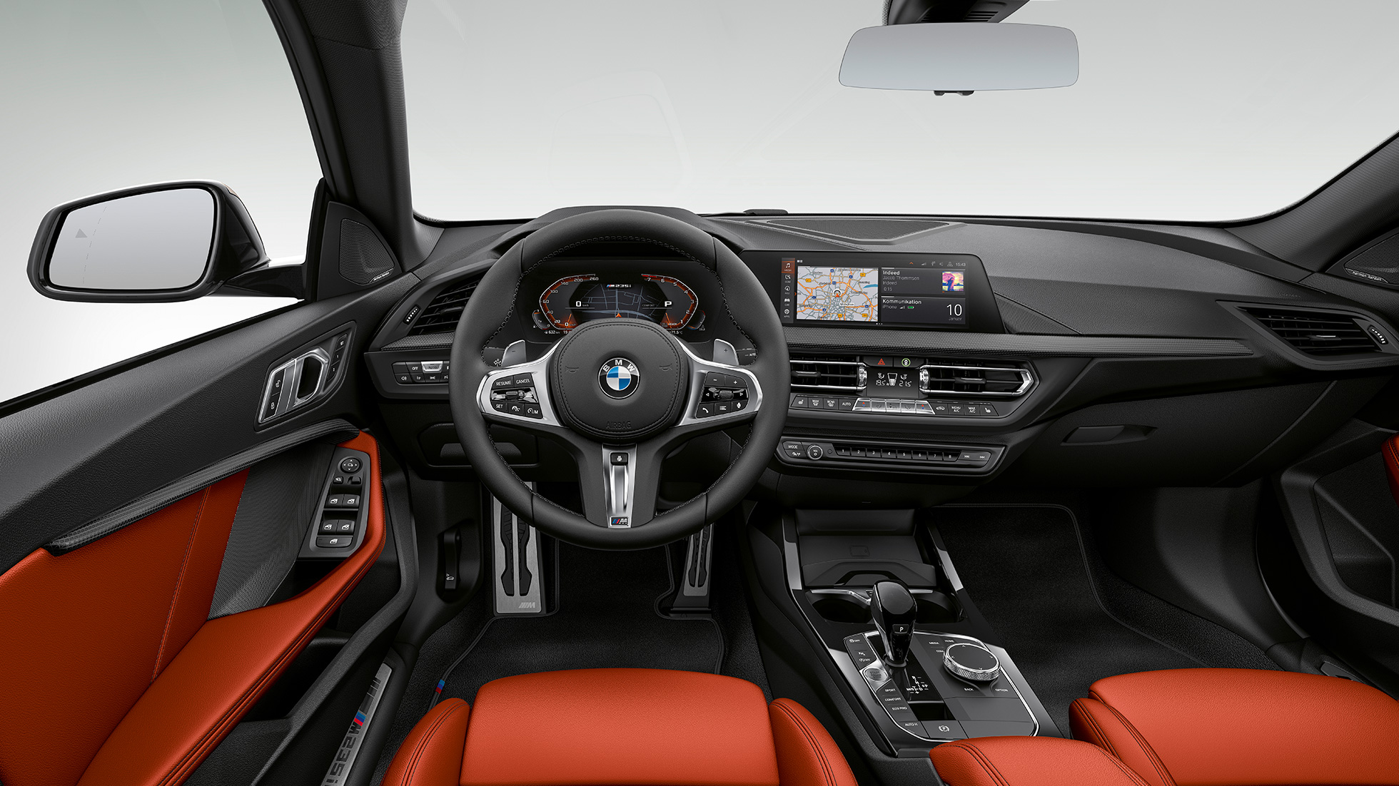 Stylistyka wnętrza BMW M235i xDrive Gran Coupé Stylistyka wnętrza BMW M235i xDrive Gran Coupé 2020 F44