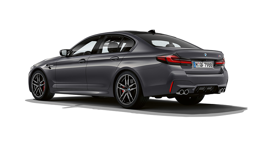 BMW M5 F90 LCI Facelift 2020, szary Brands Hatch metalizowany tylny półprofil