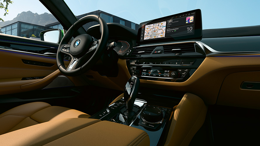 BMW M550i xDrive Limuzyna G30 LCI Facelift 2020, wnętrze