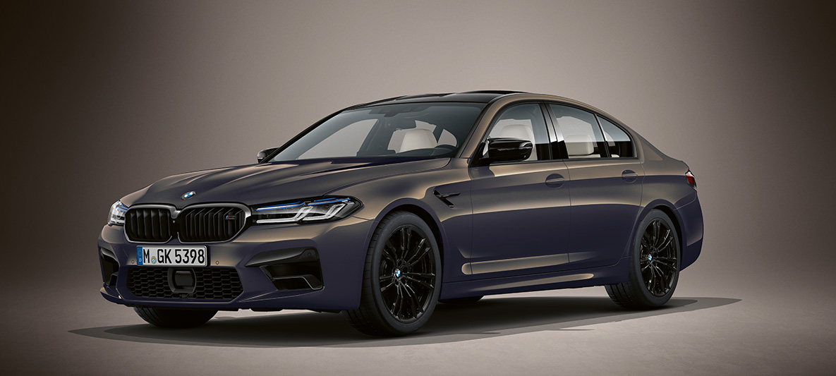 BMW Individual BMW M5 Limuzyna F90 2020, szary alwit metalizowany BMW Individual BMW M5 Limuzyna F90 LCI Facelift 2020, szary alwit metalizowany przedni półprofil