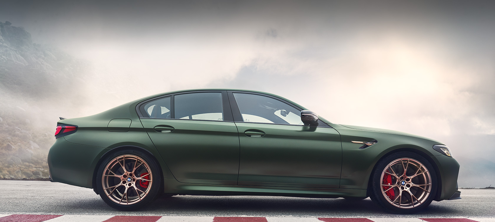 BMW M5 CS F90 2021 mroźna głęboka zieleń metalizowany, przedni półprofil BMW M5 CS F90 2021 mroźna głęboka zieleń metalizowany, przedni półprofil