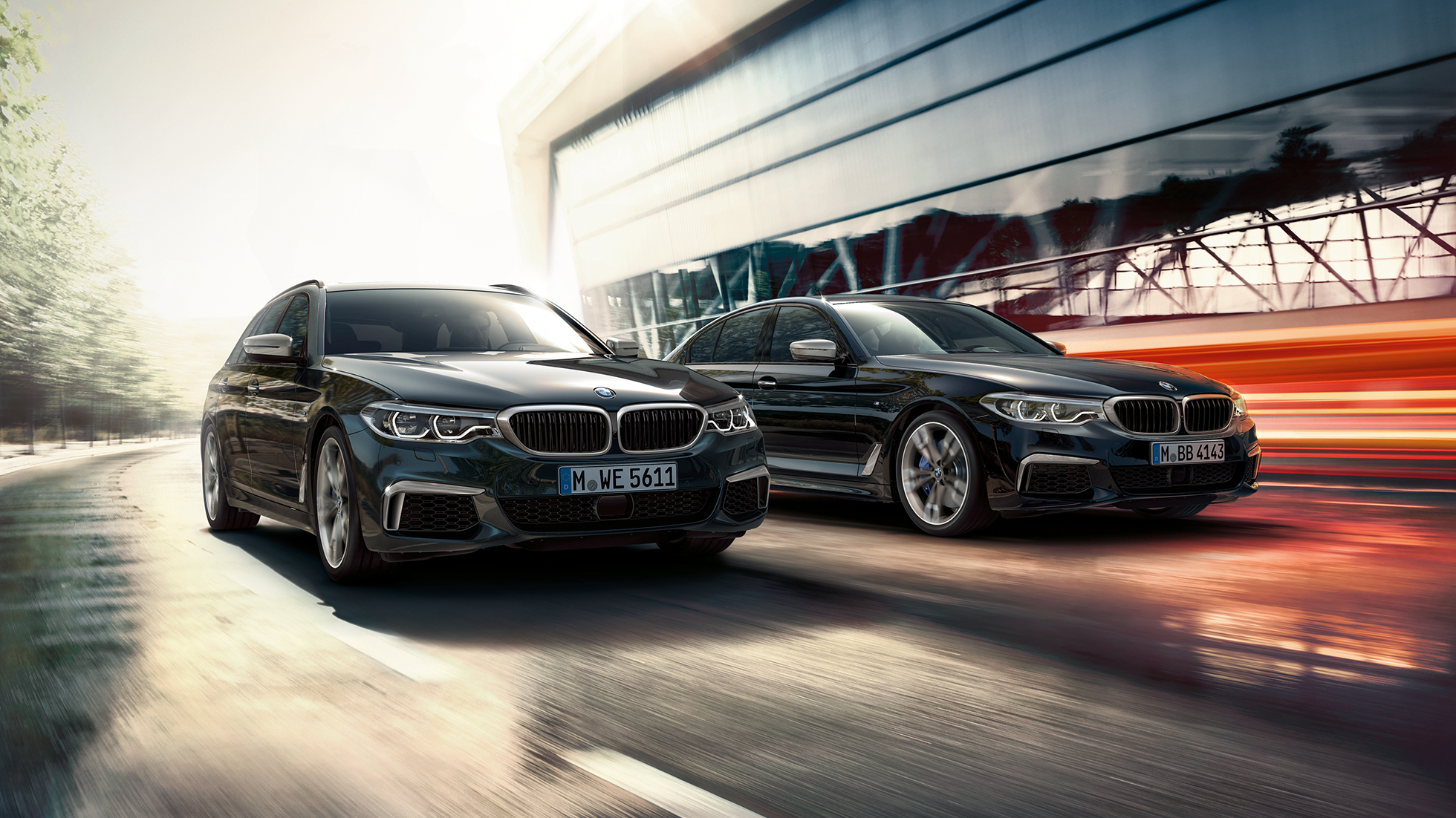 Dynamika jazdy BMW M550d xDrive Touring Dynamika jazdy BMW M550d xDrive Touring G31 czarny azuryt metalizowany, przedni półprofil BMW M550d Touring najważniejsze cechy