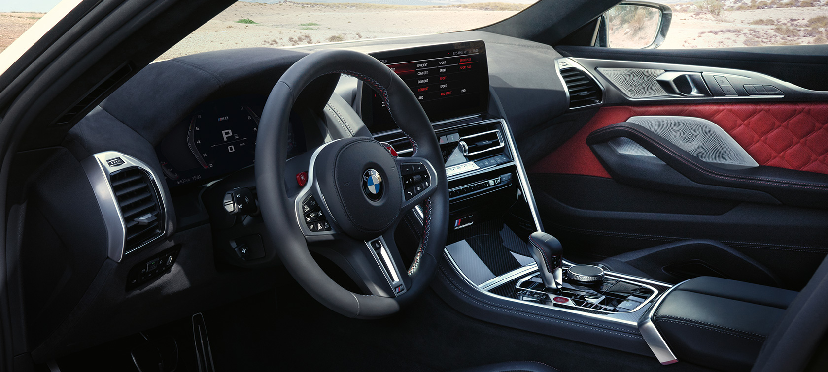 Kokpit BMW M8 Competition Gran Coupé F93 LCI modernizacja 2022 BMW M8 M Competition Gran Coupé F93 LCI modernizacja 2022 wnętrze kokpit