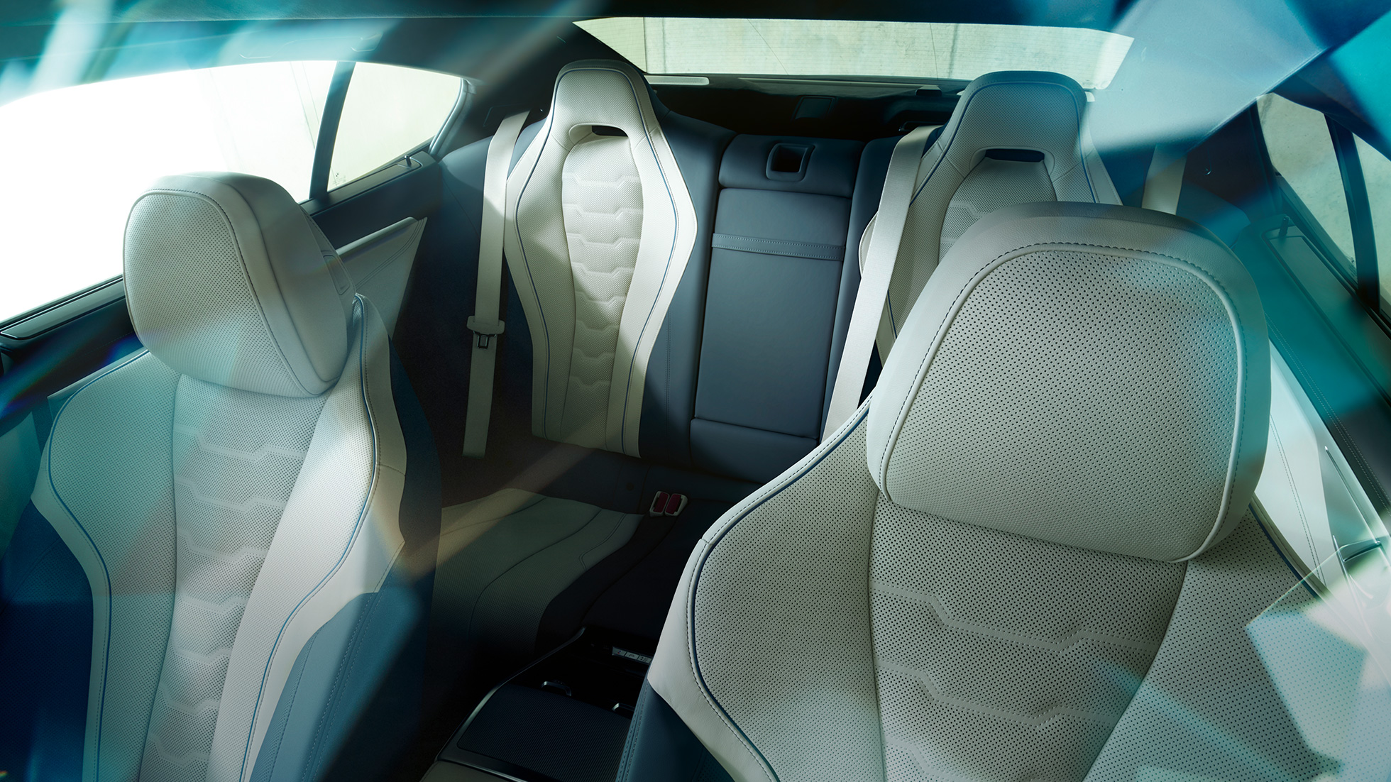 Luksusowe fotele skórzane w BMW M850i xDrive Gran Coupé Luksusowe fotele skórzane we wnętrzu BMW M850i xDrive Gran Coupé G16 2019