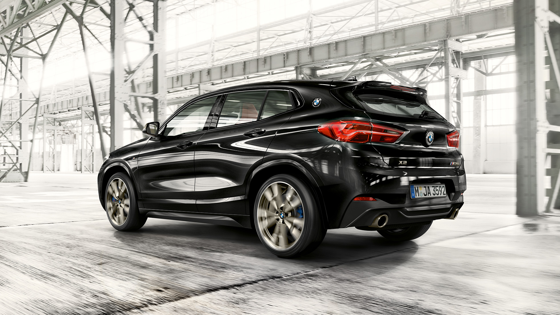 Spojler tylny M BMW X2 M35i Spojler tylny M BMW X2 M35i, szafirowoczarny, metalizowany F39, tylny półprofil
